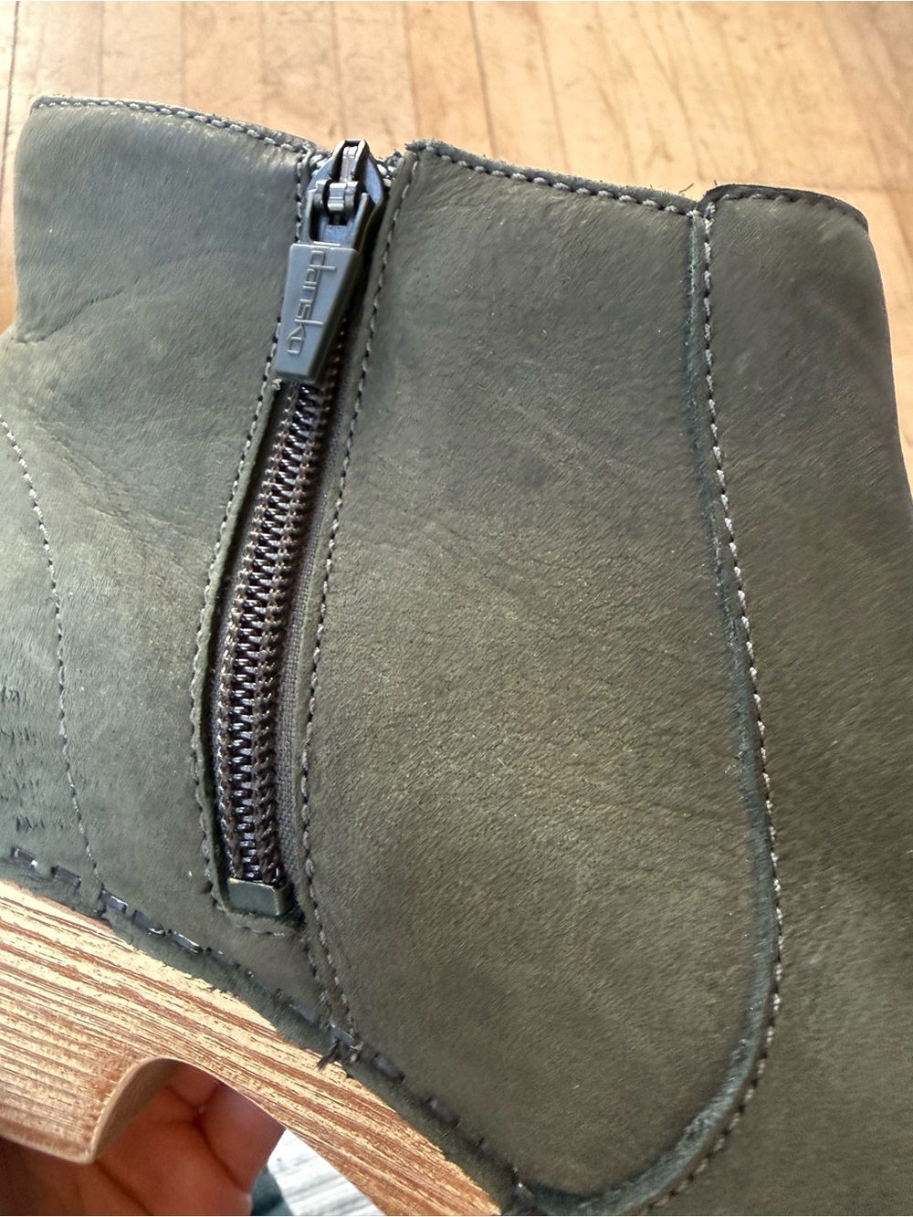 DANSKO Olive Maria Nubuck Clogs Ankle Booties Zip Up 39 - Picture 13 of 13
